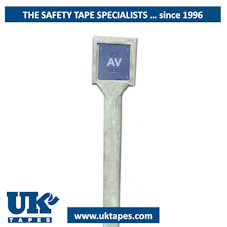 AV-plate & marker post set (concrete)